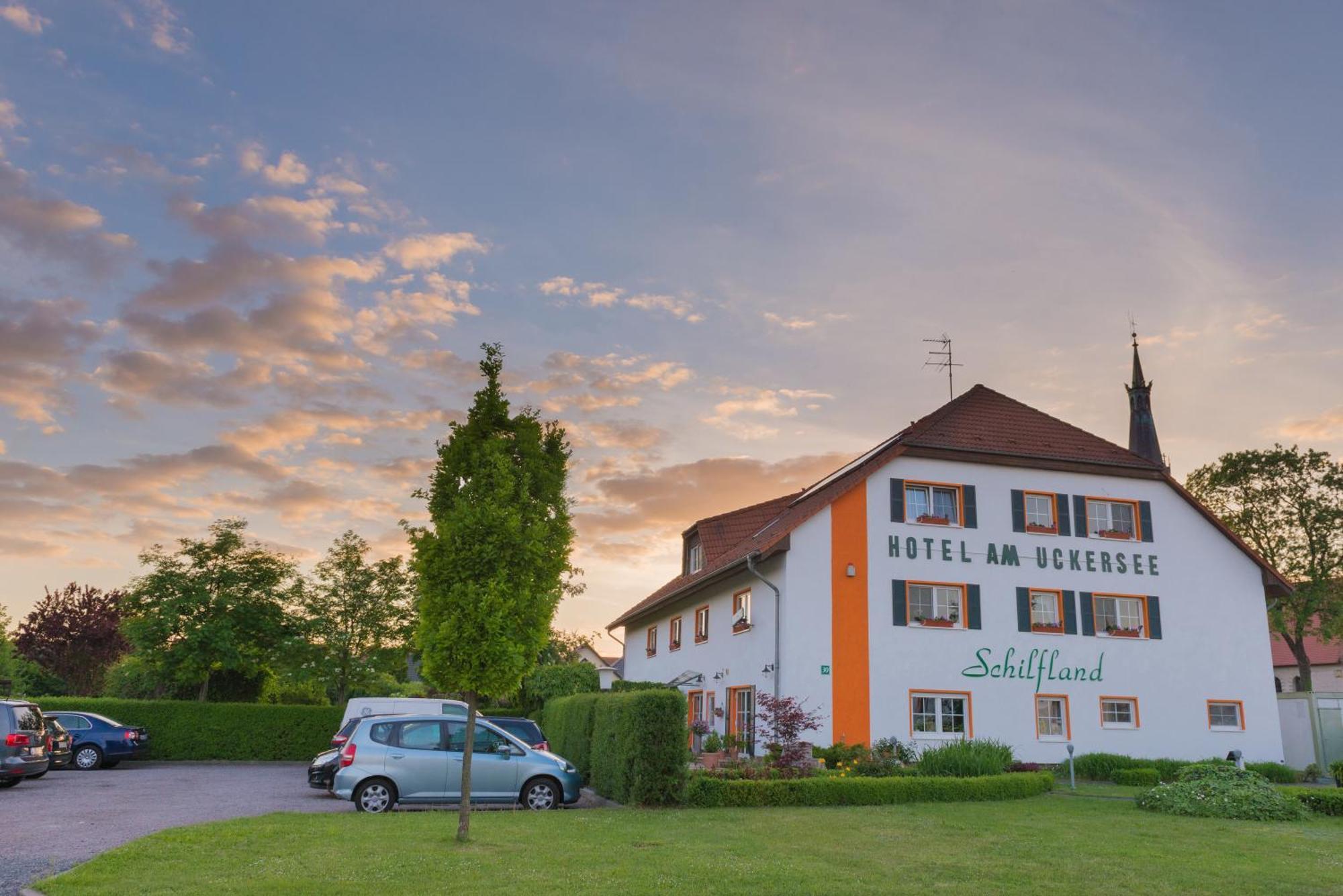 Hotel Am Uckersee Röpersdorf Exterior foto